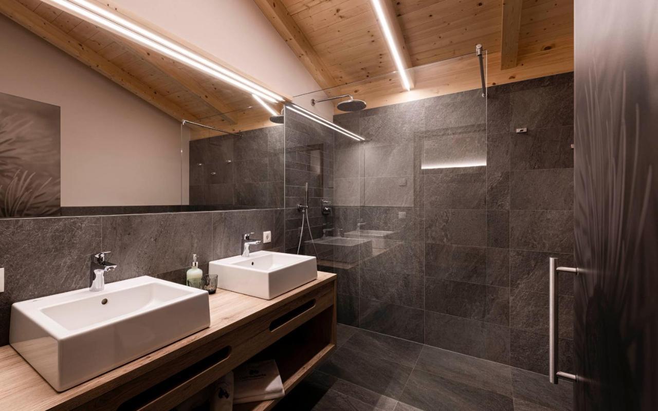 Unterlutaschg-Chalet Appartement Am Hof Slingia Екстер'єр фото