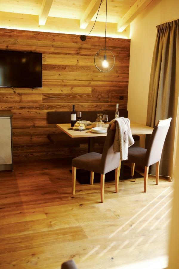 Unterlutaschg-Chalet Appartement Am Hof Slingia Екстер'єр фото